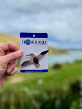 Load image into Gallery viewer, Fiordland Albatross Brooch
